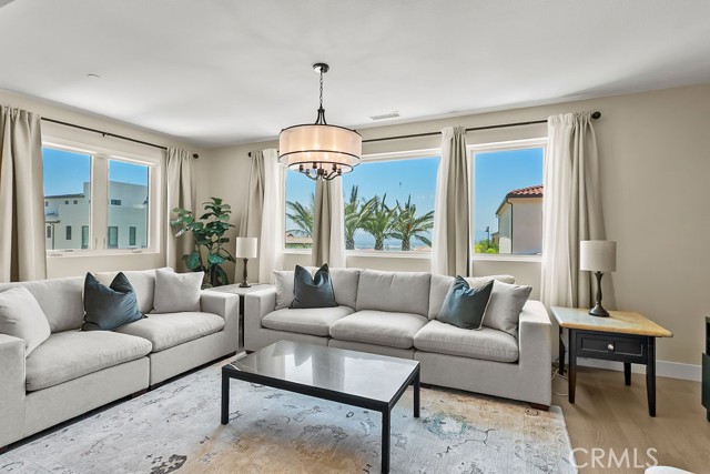 20042 W Mersey Lane, Porter Ranch CA: https://media.crmls.org/medias/d388ccce-7e4f-46fa-a5f1-69af777ba5bb.jpg