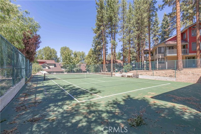 Detail Gallery Image 26 of 27 For 43093 Goldmine Woods, Big Bear Lake,  CA 92315 - 2 Beds | 2/1 Baths