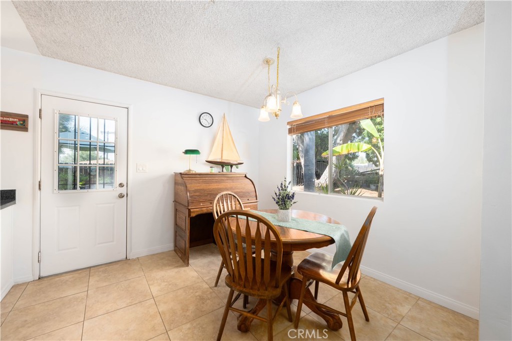 MLS #SW25171280 img 4