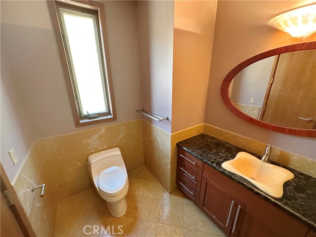 5077 Schumacher Road, Calabasas CA: https://media.crmls.org/medias/d389d742-fc61-4b2c-afac-2de8922d0bc6.jpg