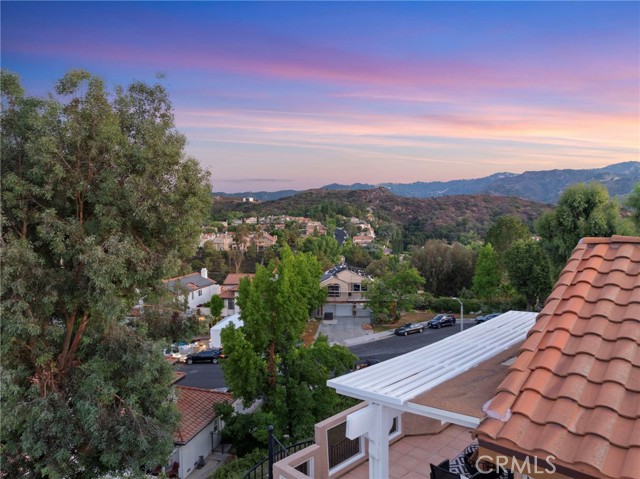 Image 62 of 75 For 24512 Skyridge Drive