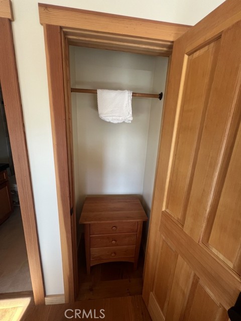 Image 24 of 28 For 20820 Elderberry Way