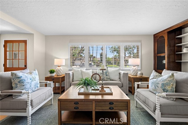 Detail Gallery Image 11 of 64 For 939 W Orange Rd, Santa Ana,  CA 92706 - 3 Beds | 2 Baths