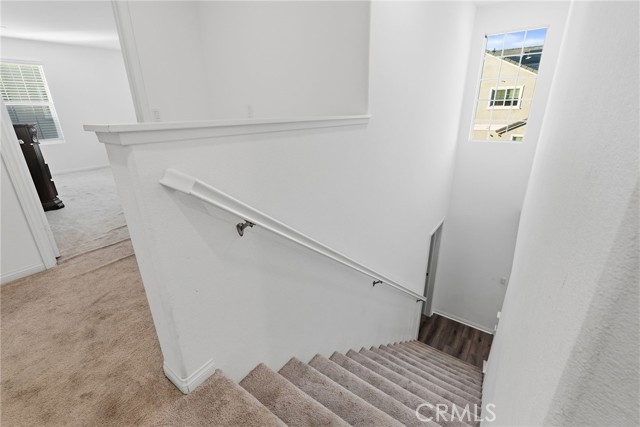 Detail Gallery Image 9 of 35 For 15185 Ridge, Fontana,  CA 92336 - 4 Beds | 3/1 Baths