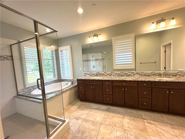 53 Triana, Irvine CA: https://media.crmls.org/medias/d38bcb77-8a36-4e6f-8f0f-89a08b7ff545.jpg