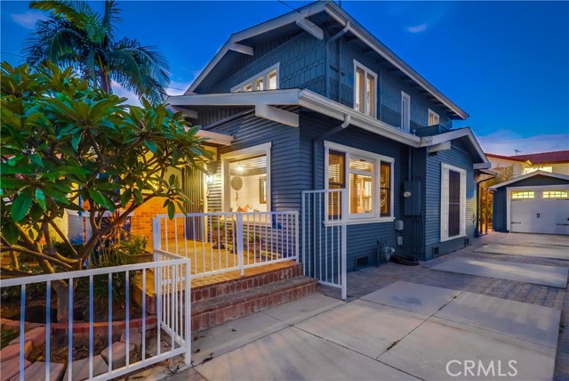 Detail Gallery Image 5 of 74 For 2815 E 5th St, Long Beach,  CA 90814 - 3 Beds | 2 Baths