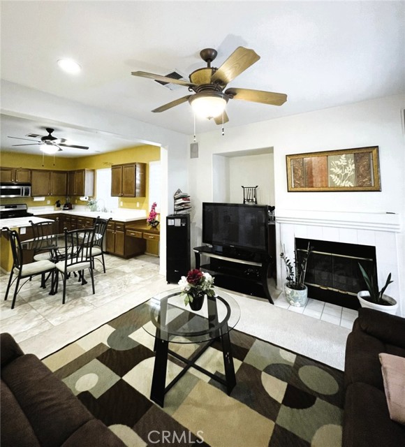 Detail Gallery Image 12 of 42 For 13217 Acacia Ave, Moreno Valley,  CA 92553 - 3 Beds | 2 Baths
