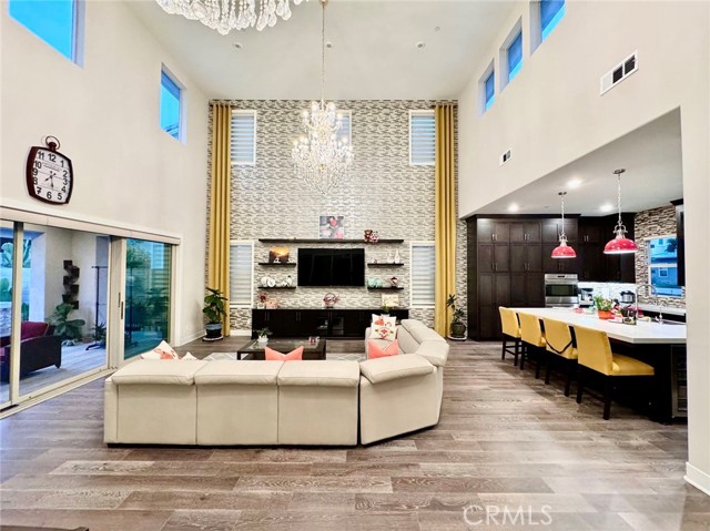 71 Cartwheel, Irvine CA: https://media.crmls.org/medias/d38e4f7c-919c-49e4-ac21-f40f16e1b259.jpg