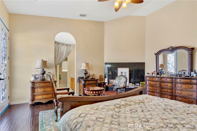 Detail Gallery Image 22 of 73 For 3002 Estero Rd, Pinon Hills,  CA 92372 - 4 Beds | 3/1 Baths