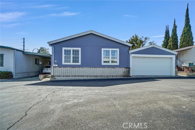 Detail Gallery Image 5 of 32 For 1051 Site Dr #51,  Brea,  CA 92821 - 3 Beds | 2 Baths