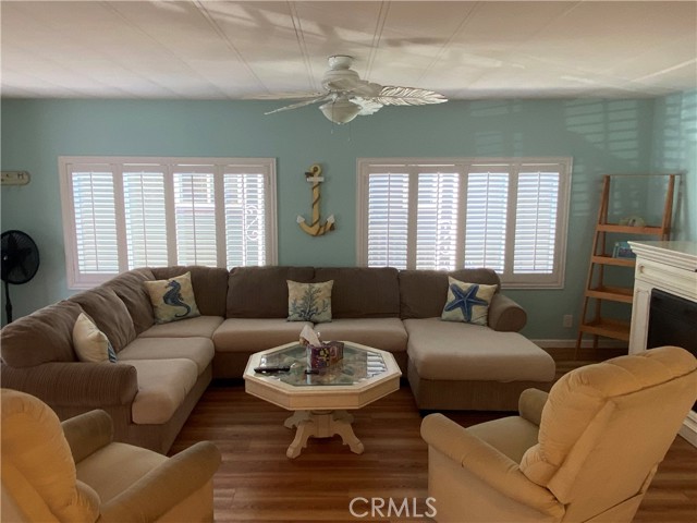 Front Image Thumbnail for CROC26025283