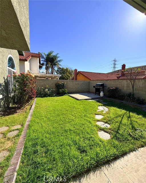 Detail Gallery Image 23 of 24 For 14725 Westward, Fontana,  CA 92337 - 3 Beds | 2/1 Baths