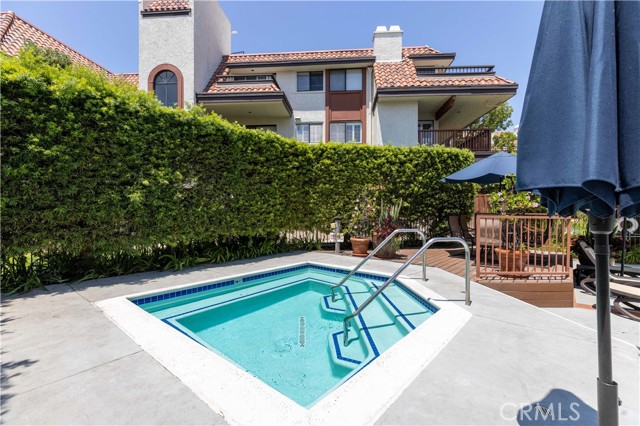 Detail Gallery Image 39 of 46 For 6268 Riviera Cir, Long Beach,  CA 90815 - 3 Beds | 2 Baths