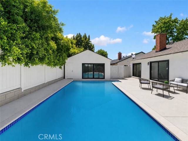 3 Bed Home for Sale in Encino, California