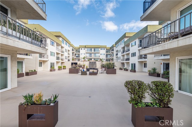 1600 Ardmore Avenue, Hermosa Beach, California 90254, 2 Bedrooms Bedrooms, ,1 BathroomBathrooms,Residential,Sold,Ardmore,SB22029800