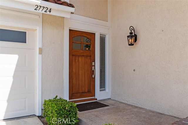 Detail Gallery Image 3 of 30 For 27724 Calle Valdes, Mission Viejo,  CA 92692 - 3 Beds | 2 Baths