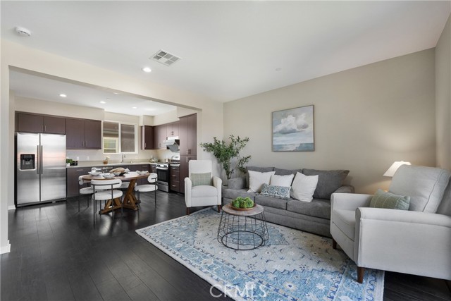 Detail Gallery Image 1 of 39 For 168 N Orange Ave, Brea,  CA 92821 - 3 Beds | 3/1 Baths