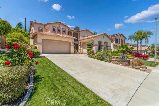 Detail Gallery Image 3 of 51 For 28 Vista Toscana, Lake Elsinore,  CA 92532 - 4 Beds | 3 Baths