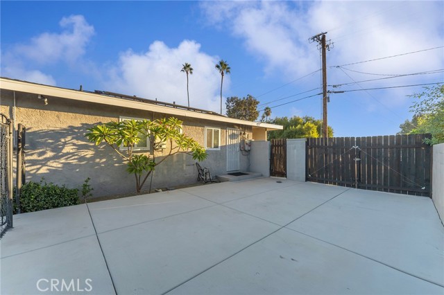 9646 Palmetto Avenue, Fontana CA: https://media.crmls.org/medias/d3956897-472e-4a06-84fe-6a0e56a28d6a.jpg