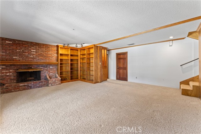 Detail Gallery Image 16 of 38 For 2919 Panorama Dr, Bakersfield,  CA 93306 - 3 Beds | 2/1 Baths