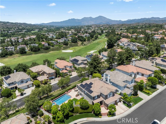 5 Kennedy Court, Coto de Caza CA: https://media.crmls.org/medias/d395fca9-abcd-4211-9b25-18b26b4e27cb.jpg