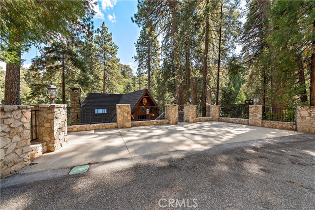 Detail Gallery Image 56 of 70 For 400 Cottage Grove Rd, Lake Arrowhead,  CA 92352 - 4 Beds | 4 Baths