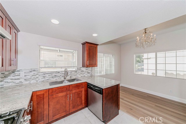 Detail Gallery Image 10 of 32 For 6156 Rosemead Bld #B,  Temple City,  CA 91780 - 3 Beds | 2/1 Baths
