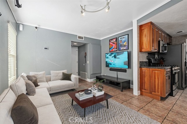 Detail Gallery Image 12 of 27 For 4 Firethorn, Rancho Santa Margarita,  CA 92688 - 3 Beds | 2/1 Baths