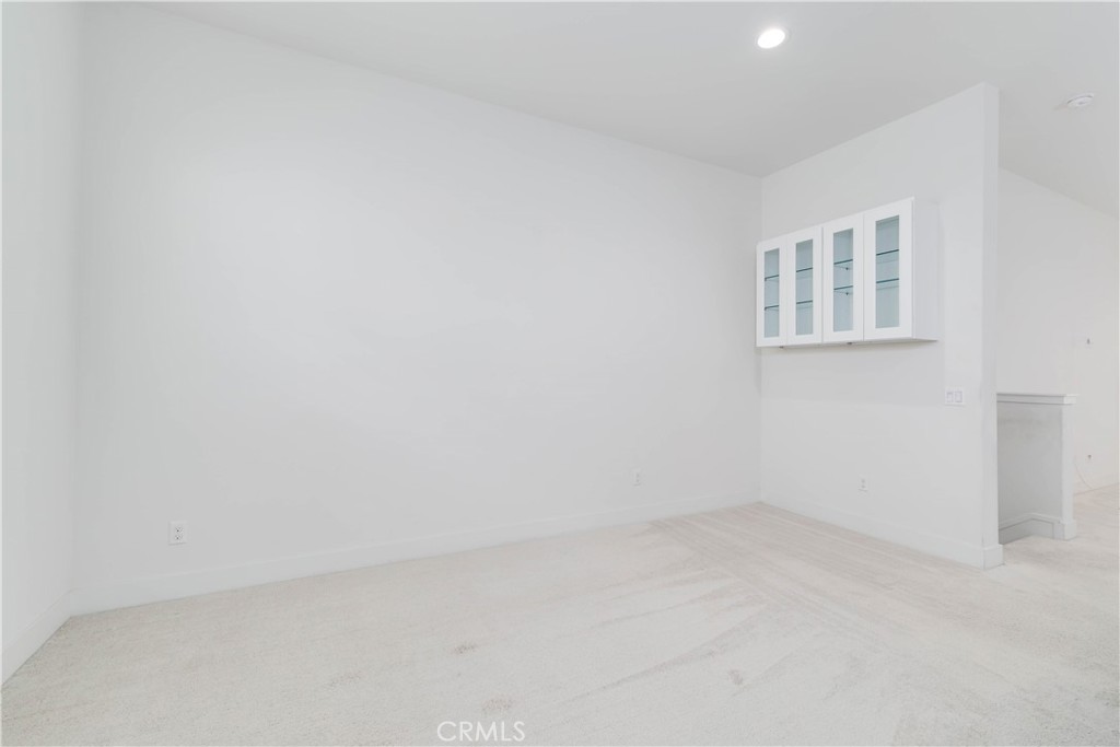 MLS #WS25237503 image #10