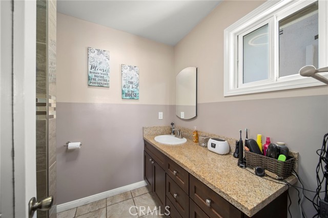 Detail Gallery Image 19 of 38 For 13720 Domart Ave, Norwalk,  CA 90650 - 4 Beds | 2 Baths