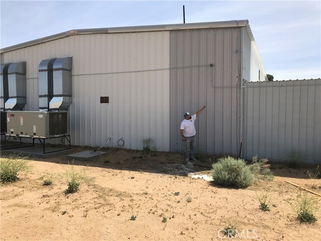 22639 Airport Way, California City, California 93505, ,Commercial Lease,For Rent,22639 Airport Way,CRPF24232956