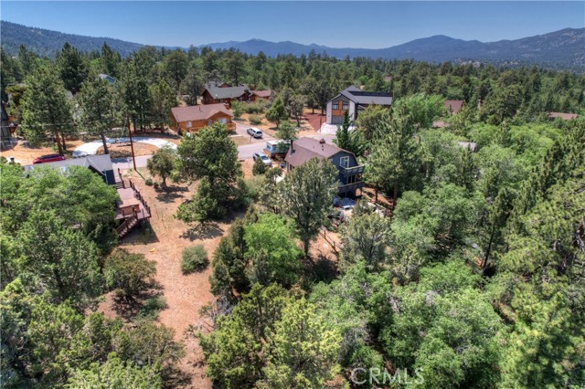 Detail Gallery Image 9 of 14 For 1324 Flintridge, Big Bear Lake,  CA 92314 - – Beds | – Baths