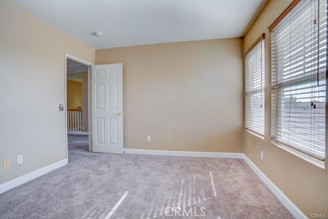 Detail Gallery Image 29 of 38 For 6273 Long Cove Dr, Fontana,  CA 92336 - 3 Beds | 2/1 Baths