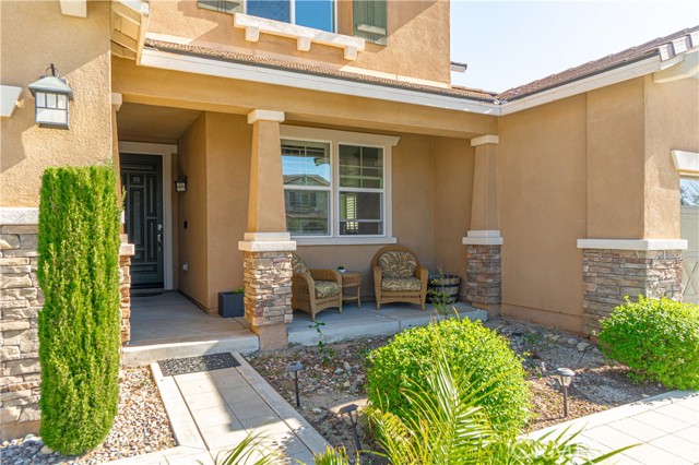 Detail Gallery Image 5 of 70 For 5149 Sammy Hagar, Fontana,  CA 92336 - 6 Beds | 4/1 Baths