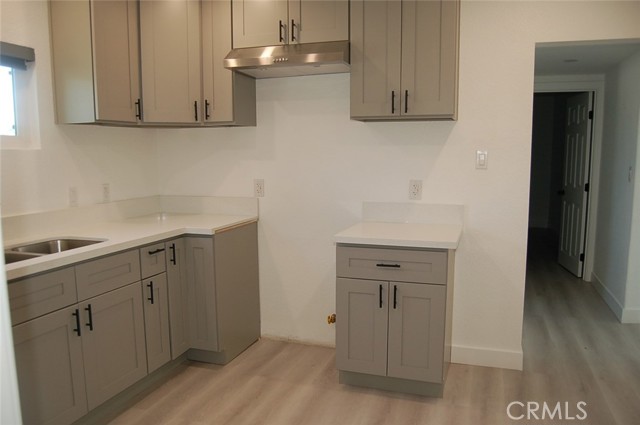 Detail Gallery Image 6 of 18 For 16436 Foothill Bld #1/2,  Fontana,  CA 92335 - 2 Beds | 1 Baths