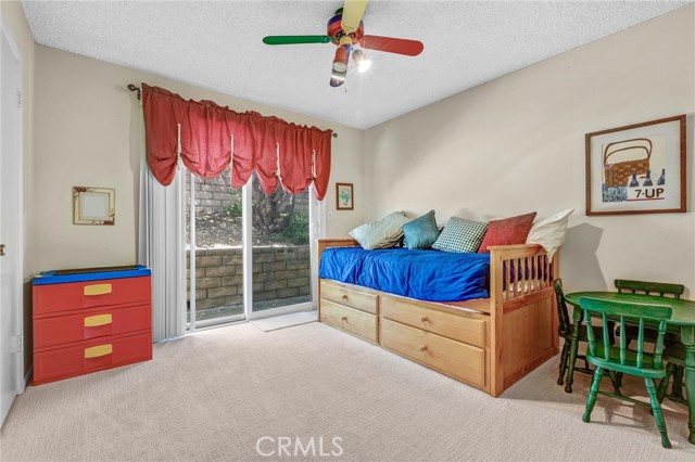 10417 Laramie Avenue, Chatsworth CA: https://media.crmls.org/medias/d39921d2-cae3-4aac-b2c7-9a2adf01386e.jpg