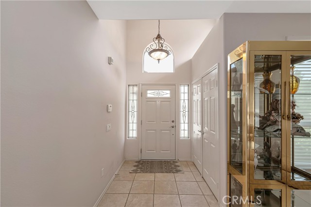 Detail Gallery Image 2 of 28 For 20656 Pesaro Way, Porter Ranch,  CA 91326 - 3 Beds | 2 Baths