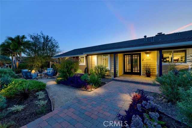 Detail Gallery Image 2 of 30 For 13051 Earlham St, North Tustin,  CA 92705 - 3 Beds | 2 Baths