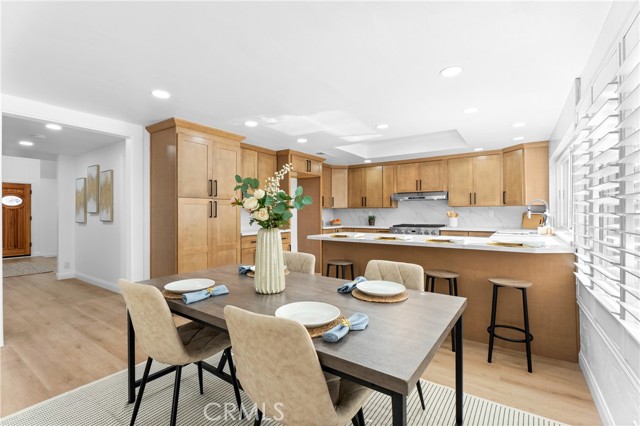 Detail Gallery Image 6 of 50 For 25496 Coral Wood, Lake Forest,  CA 92630 - 5 Beds | 3 Baths