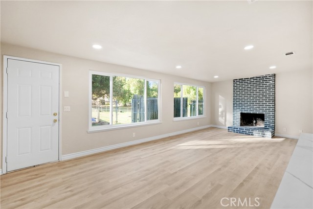 Detail Gallery Image 12 of 31 For 17551 Holden, Perris,  CA 92570 - 4 Beds | 2 Baths