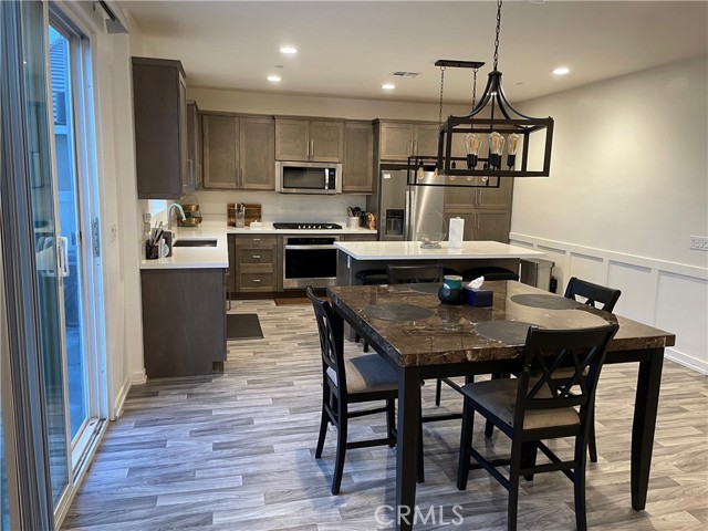Detail Gallery Image 6 of 42 For 35187 Funk Way, Beaumont,  CA 92223 - 4 Beds | 3/1 Baths