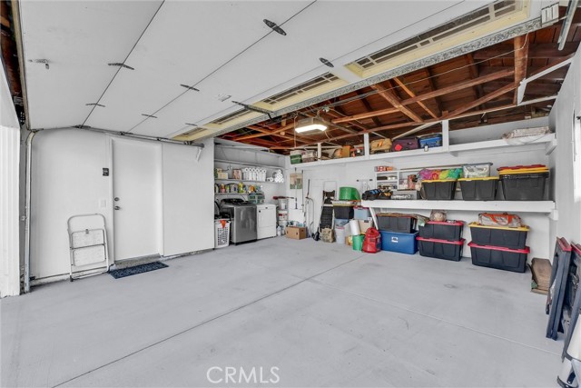 Detail Gallery Image 29 of 35 For 16572 Patricia Ln, Huntington Beach,  CA 92647 - 4 Beds | 2 Baths