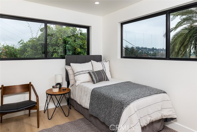 Detail Gallery Image 20 of 27 For 1661 Mohawk St, Los Angeles,  CA 90026 - 2 Beds | 2/1 Baths