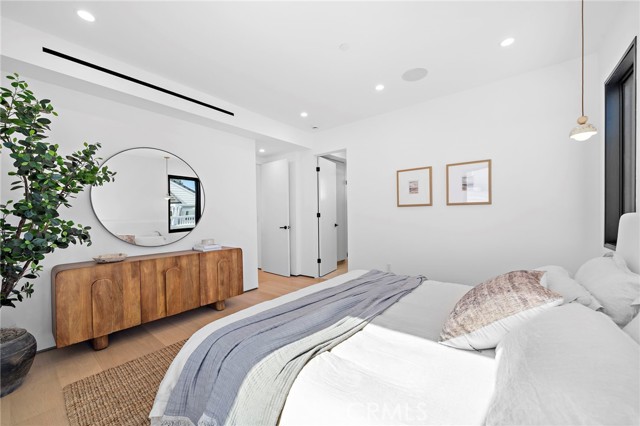 Detail Gallery Image 21 of 54 For 612 1/2 Begonia, Corona Del Mar,  CA 92625 - 2 Beds | 2/1 Baths