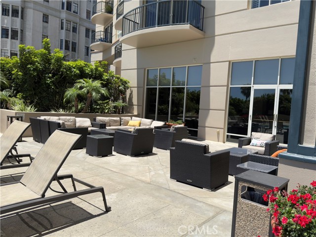 850 E Ocean Boulevard, Long Beach CA: https://media.crmls.org/medias/d39f75d9-fab3-4934-af43-abab67723f77.jpg