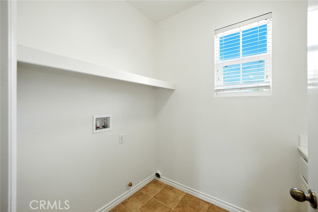 Detail Gallery Image 29 of 47 For 4331 Altivo Ln, Corona,  CA 92883 - 4 Beds | 3 Baths