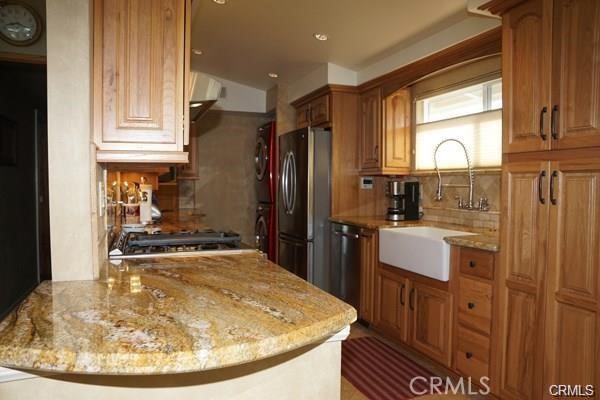 1810 E Madison Avenue, Orange CA: https://media.crmls.org/medias/d39fed07-e88e-412e-80de-7082f4220e9d.jpg