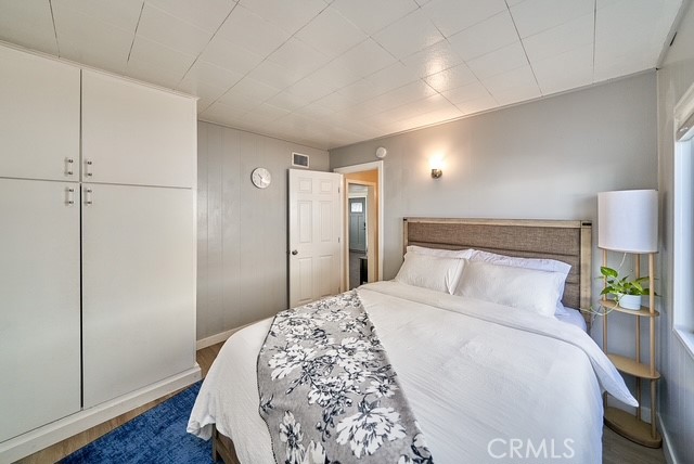 4117 E Theresa Street, Long Beach CA: https://media.crmls.org/medias/d3a0cadf-b6c6-40eb-a680-cc5f6a8a7c01.jpg