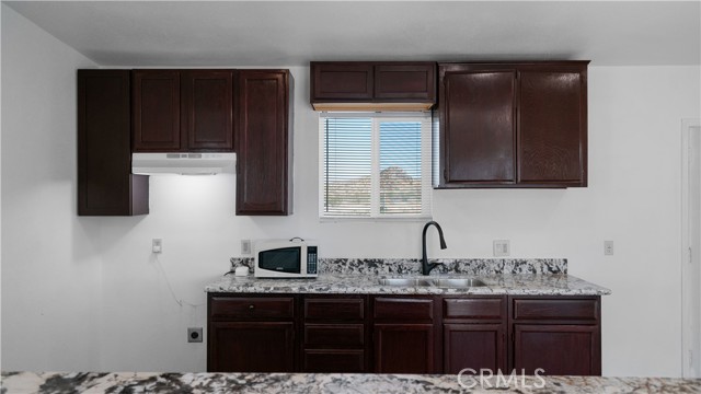 Detail Gallery Image 7 of 36 For 5827 Old Woman Springs, Johnson Valley,  CA 92285 - 2 Beds | 2 Baths