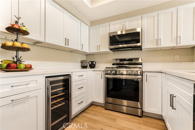 Detail Gallery Image 5 of 33 For 4240 Lost Hills Rd #302,  Calabasas,  CA 91301 - 2 Beds | 2/1 Baths
